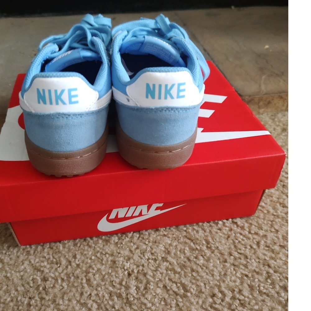 Nike Field GS University Blue White Gum Sneakers‎ IF0465-401 Kids 2.5Y NWB - Picture 3 of 8